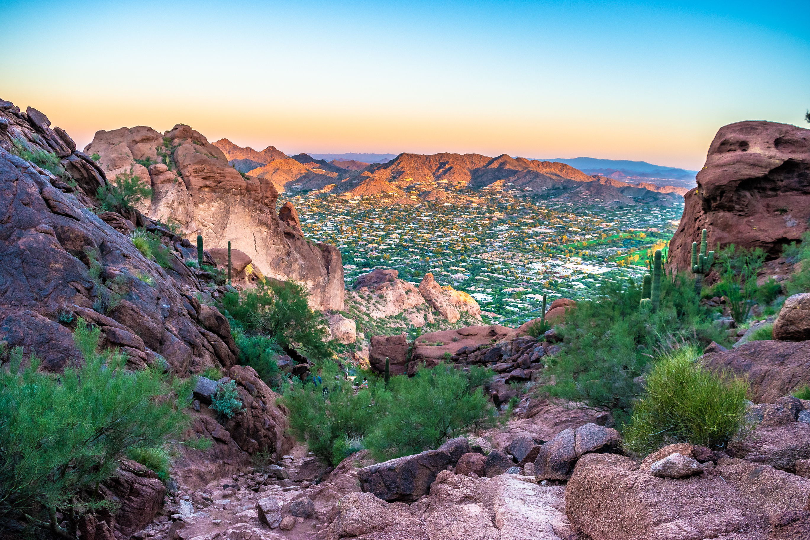 Aerial view of Phoenix, Arizona neighborhoods relevant to the Phoenix zoning map and land use planning